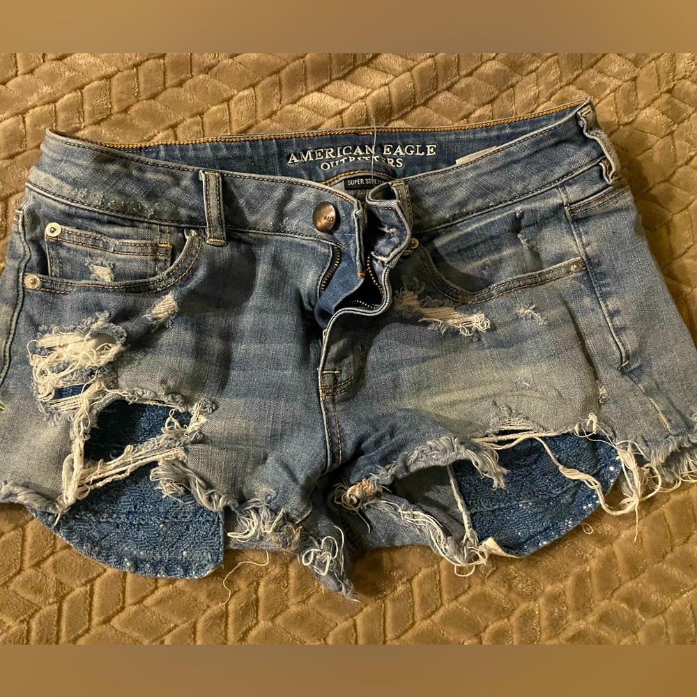 AE shorts